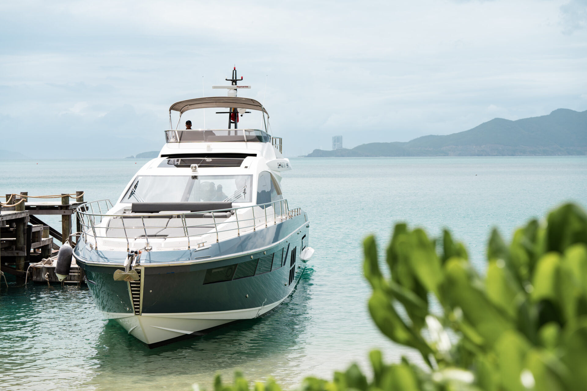 Thue du thuyen Azimut S7