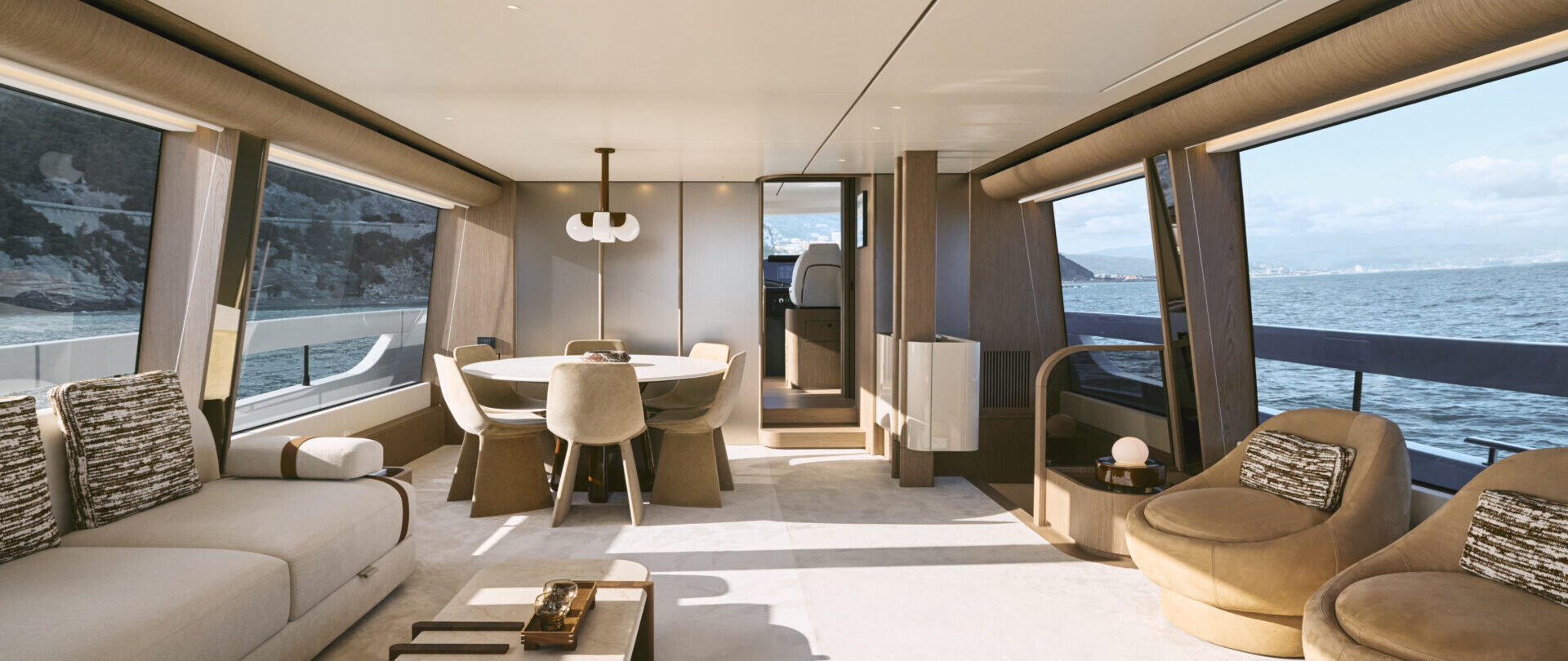 Azimut Fly 82 Salon 1