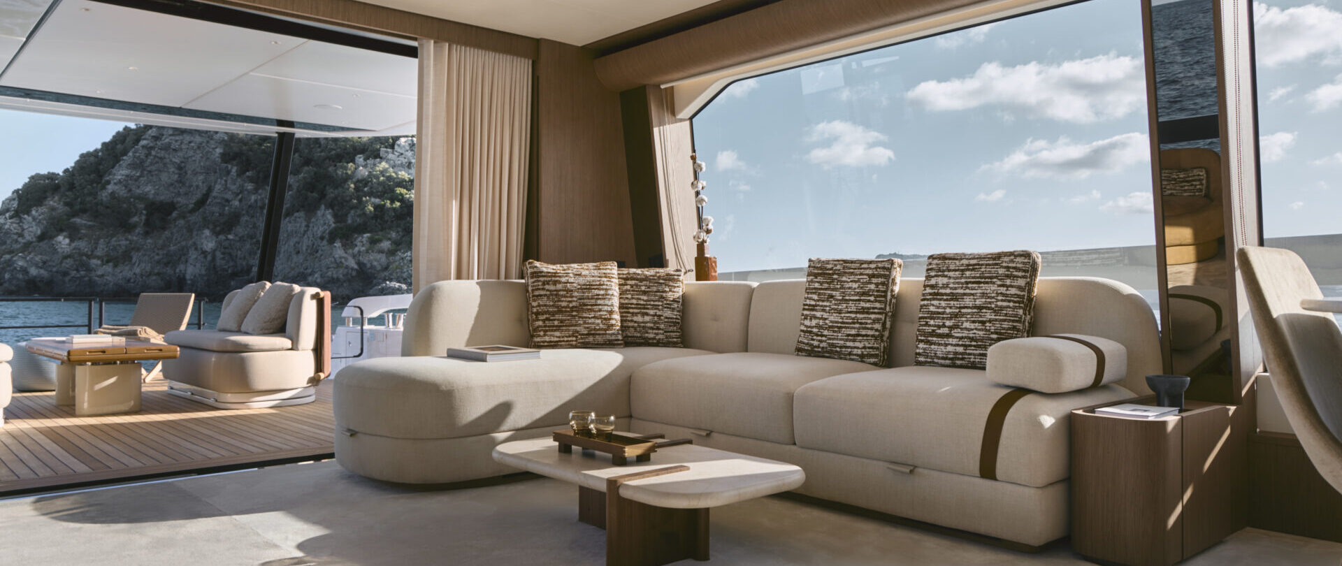 Azimut Fly 82