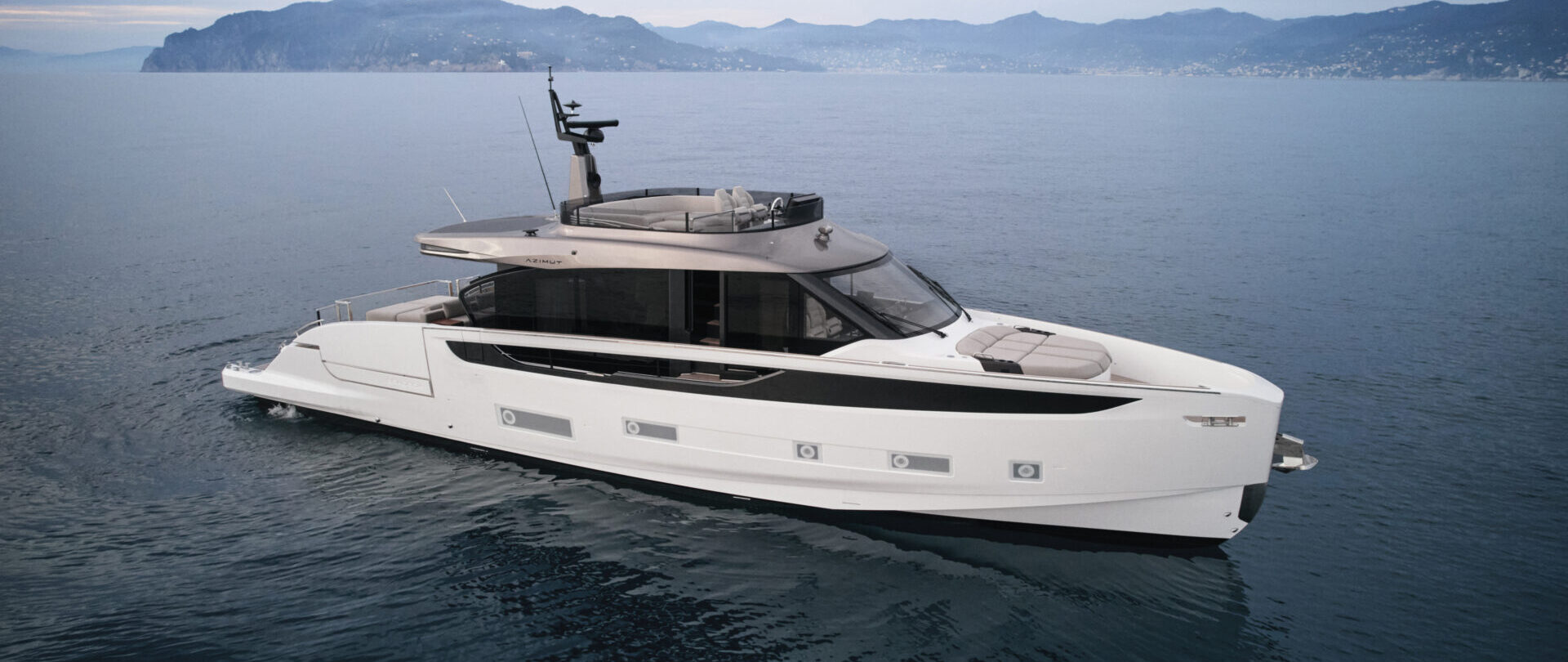 Azimut Seadeck 7 Exterior